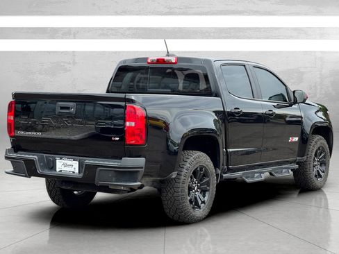 Used 2022 Chevrolet Colorado Z71 w/ Z71 Midnight Edition image 5