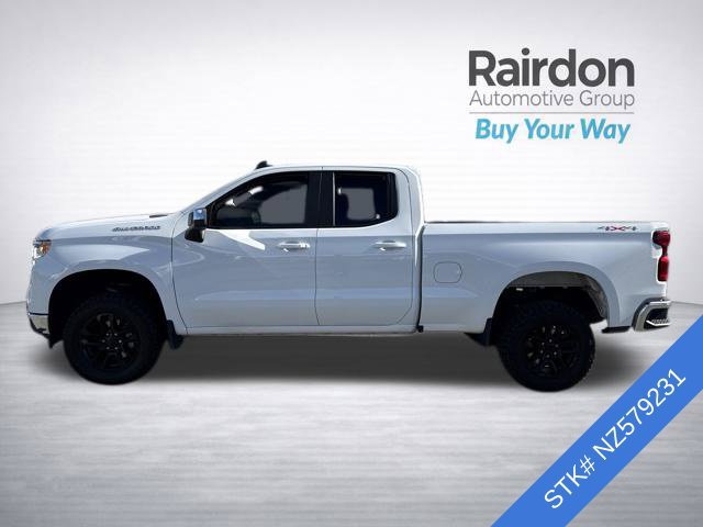 Used 2022 Chevrolet Silverado 1500 LT AWD/4WD image 4