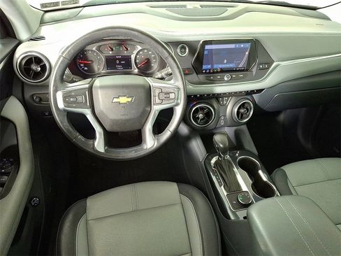 Used 2019 Chevrolet Blazer LT w/ Sun and Wheels Package image 2