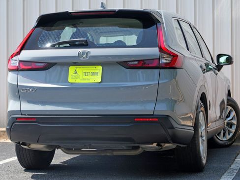 Used 2024 Honda CR-V LX image 4