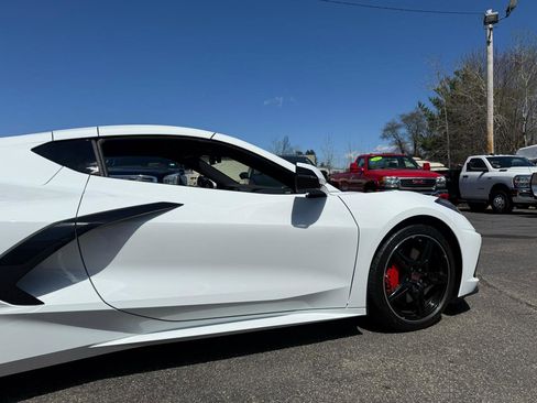 Used 2023 Chevrolet Corvette Stingray Coupe w/ Z51 Performance Package image 21