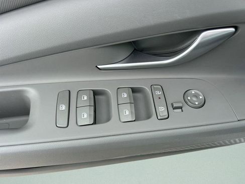 Certified 2026 Hyundai Elantra Sport image 22