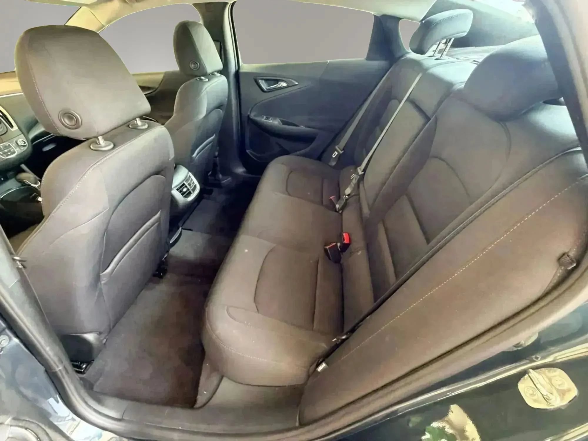 Used 2021 Chevrolet Malibu LT FWD image 22