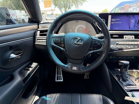 Used 2023 Lexus ES 350 F Sport w/ Accessory Package (Z1) FWD image 5