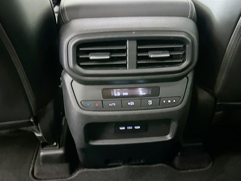 Used 2024 Honda Pilot EX-L image 26