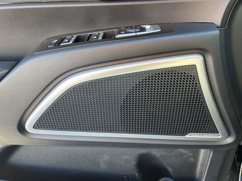 Used 2022 Kia Telluride S image 18