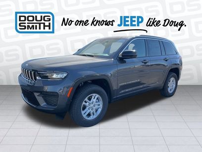 New 2025 Jeep Grand Cherokee Laredo
