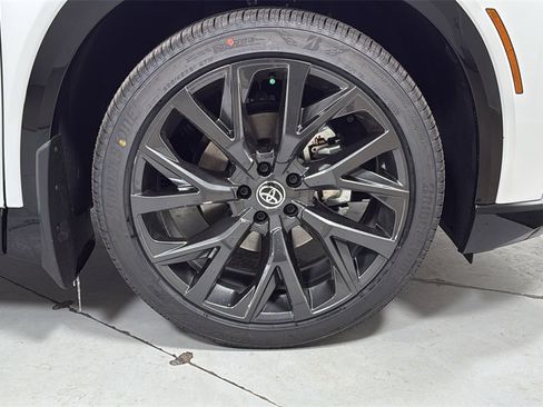 New 2026 Toyota Crown Signia image 21