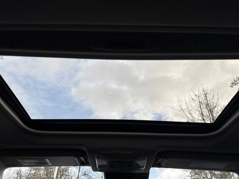 Certified 2022 Toyota RAV4 Limited image 19