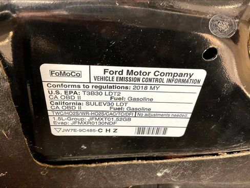 Used 2018 Ford Escape SE AWD/4WD image 32