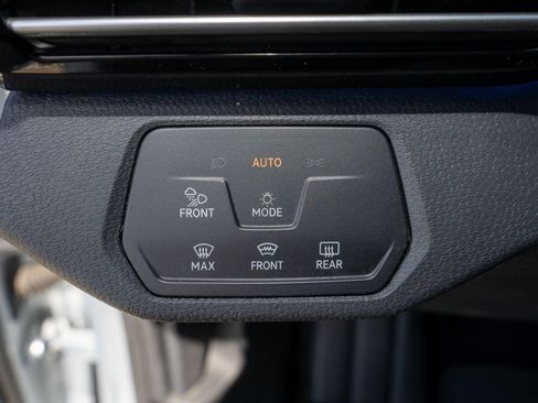 Used 2021 Volkswagen ID.4 Pro S image 31