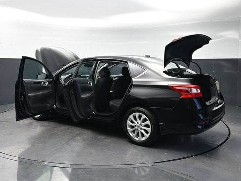Used 2019 Nissan Sentra SV FWD image 35