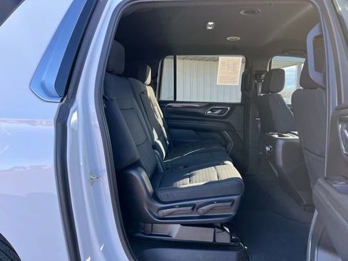 Used 2023 GMC Yukon XL SLE w/ Max Trailering Package AWD/4WD image 28