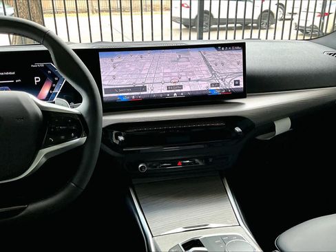 Certified 2025 BMW 430i w/ Premium Package RWD image 6