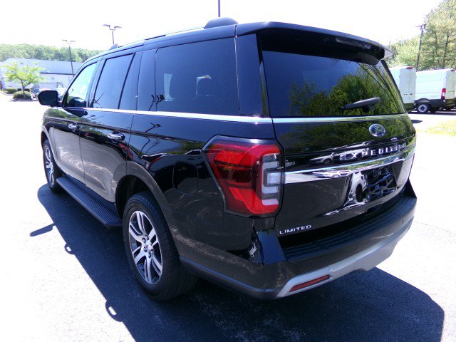 Used 2024 Ford Expedition Limited AWD/4WD image 7