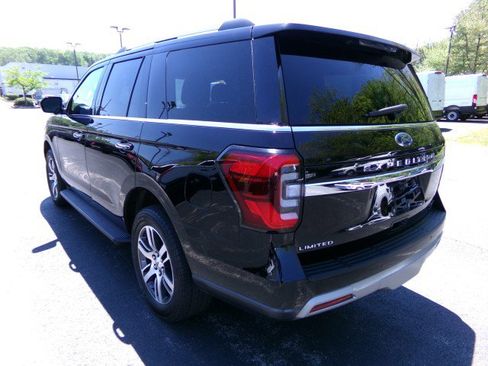 Used 2024 Ford Expedition Limited AWD/4WD image 7