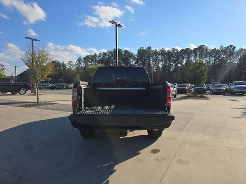 New 2026 Nissan Frontier PRO-4X w/ Pro-4x Convenience Package image 16