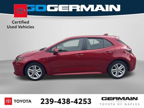 Used 2021 Toyota Corolla SE FWD image 2