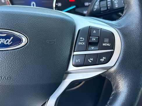 Used 2021 Ford Explorer XLT w/ Equipment Group 202A RWD image 17