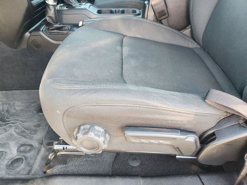 Used 2021 Jeep Wrangler Unlimited Sport AWD/4WD image 29