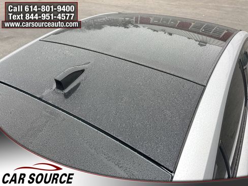 Used 2025 Toyota Prius Limited image 12