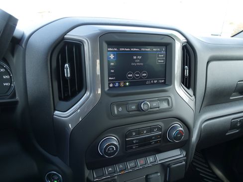 Certified 2024 Chevrolet Silverado 1500 Custom w/ Turbomax Blackout Package image 26