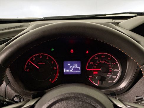 Used 2020 Subaru Crosstrek 2.0i Premium image 41