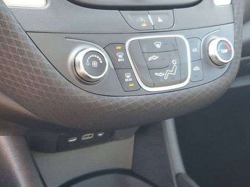 Certified 2024 Chevrolet Malibu RS image 18