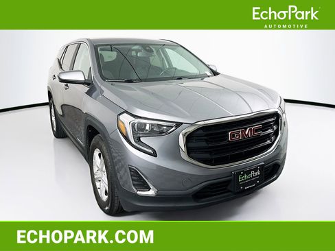 Used 2021 GMC Terrain SLE image 1