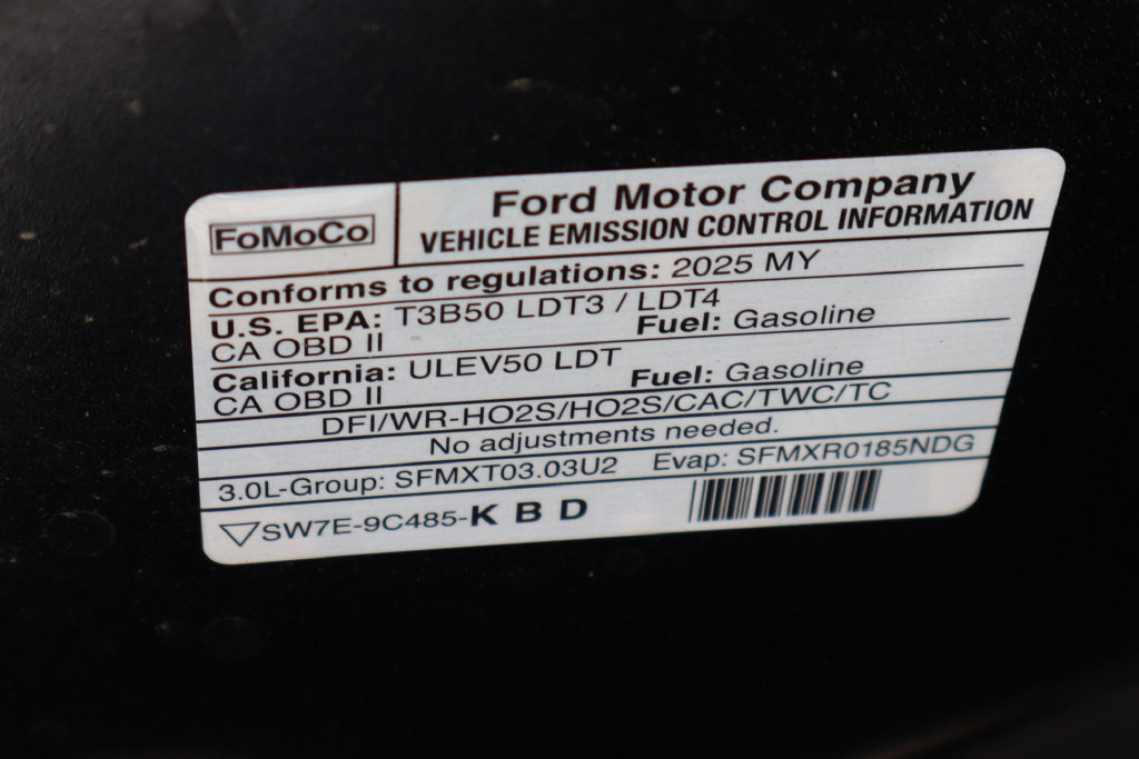 Used 2025 Ford Explorer ST w/ Sun And Sound Package AWD/4WD image 15