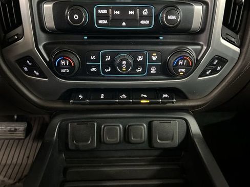 Certified 2018 GMC Sierra 1500 SLT image 18