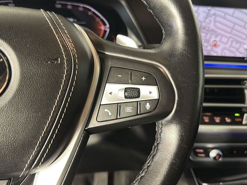 Used 2021 BMW X5 xDrive40i w/ Convenience Package AWD/4WD image 16