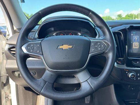 Used 2018 Chevrolet Traverse Premier w/ Driver Confidence II Package FWD image 21