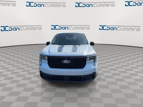 New 2026 Ford Maverick Lariat image 3