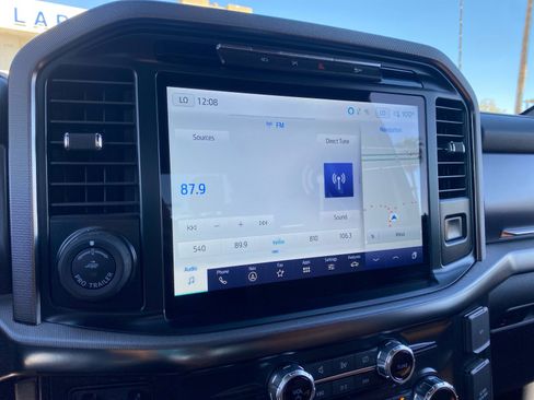 Used 2022 Ford F150 Platinum w/ Equipment Group 701A High image 12