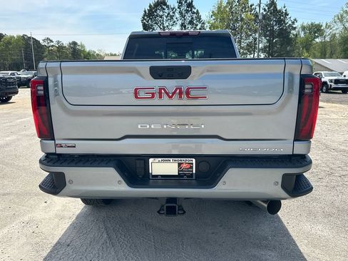 New 2026 GMC Sierra 2500 Denali image 7