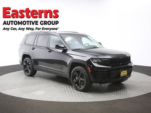 Used 2023 Jeep Grand Cherokee L Laredo image 52