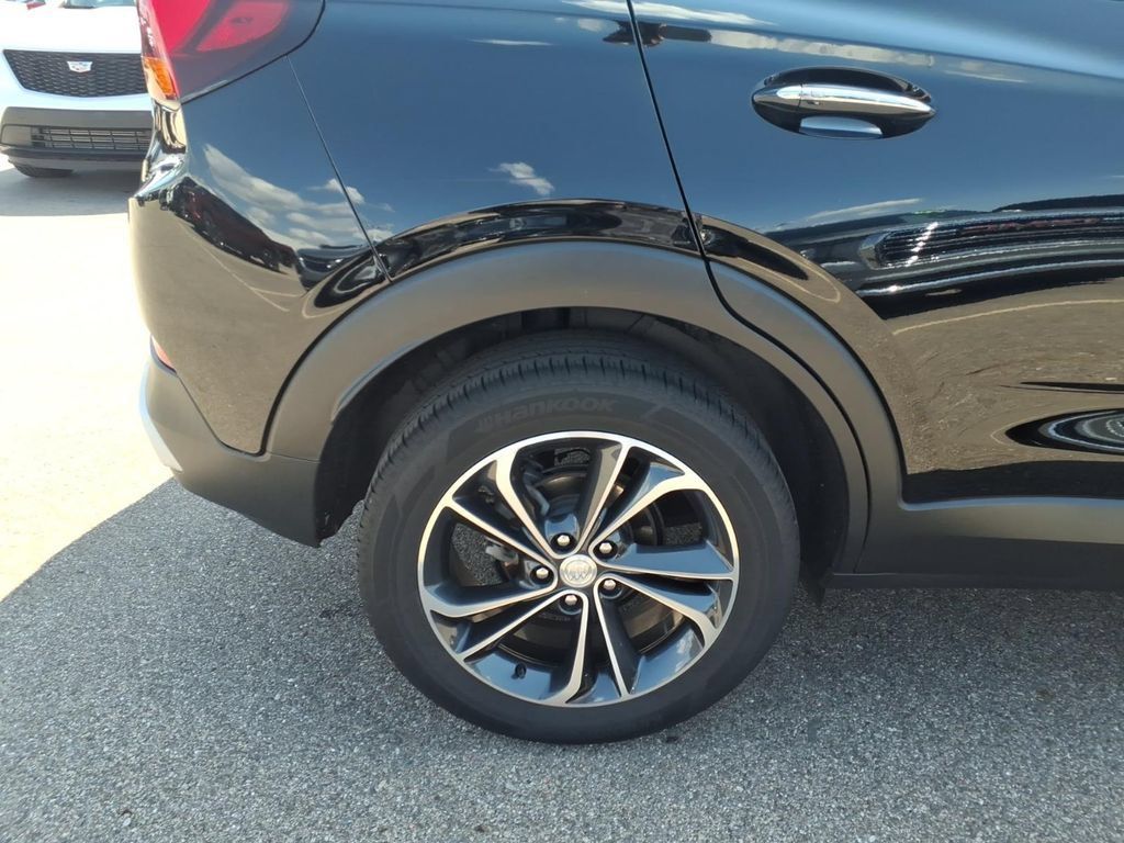 Used 2023 Buick Encore GX Select FWD image 25