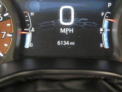 New 2026 Jeep Compass Latitude image 25