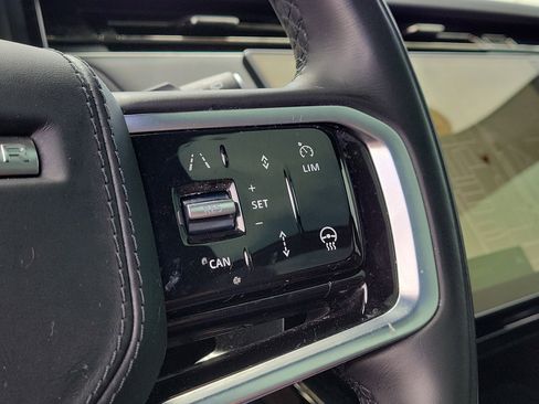 Used 2024 Land Rover Range Rover Sport SE image 28