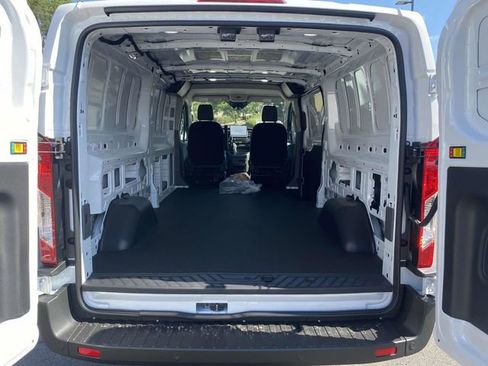 New 2025 Ford Transit 250 Low Roof AWD image 10