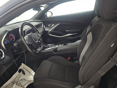 Used 2023 Chevrolet Camaro LT RWD image 8