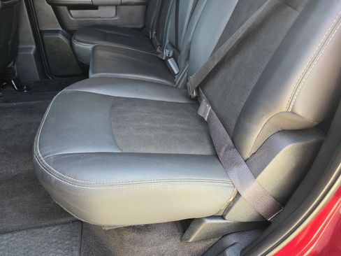 Used 2017 RAM 1500 Rebel w/ Luxury Group image 34