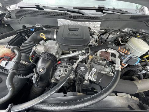 Used 2016 Chevrolet Silverado 2500 LT w/ LT Convenience Package image 6