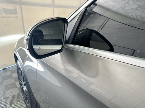Used 2020 Mercedes-Benz GLC 300 image 10