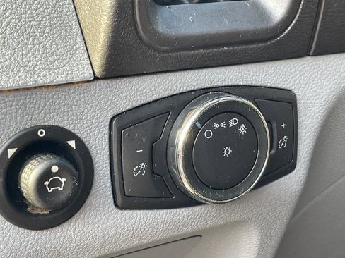 Used 2018 Ford Transit 350 XLT RWD image 33