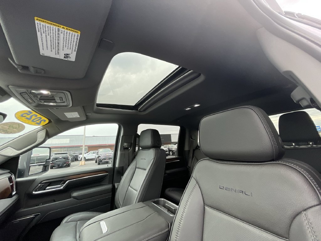 Certified 2025 GMC Sierra 2500 Denali w/ Denali Reserve Package AWD/4WD image 19