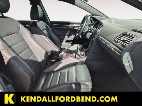 Used 2017 Volkswagen GTI Autobahn image 15