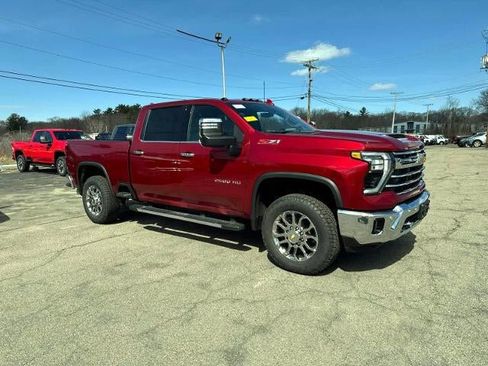 New 2026 Chevrolet Silverado 2500 LTZ w/ LTZ Premium Package AWD/4WD image 4