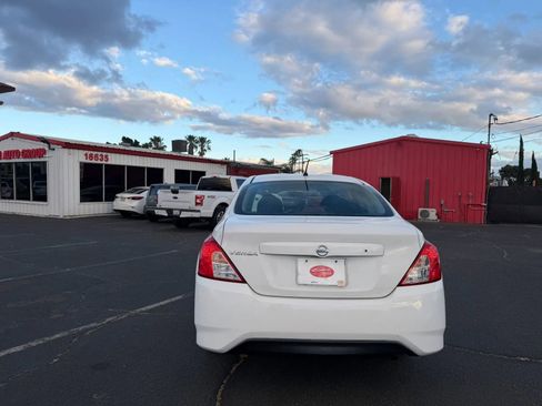 Used 2016 Nissan Versa S image 6